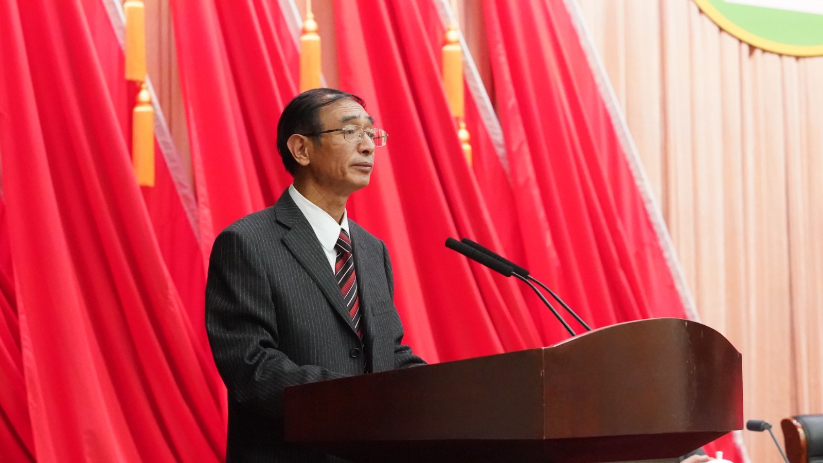 8.李叶西.JPG