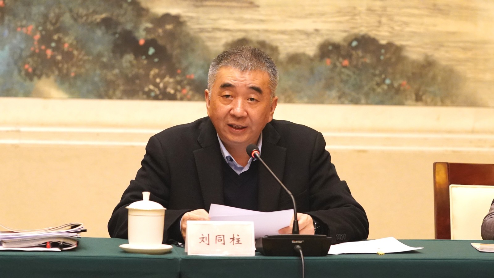 3.刘书记讲话.jpg